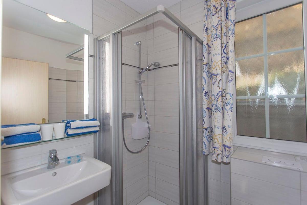 Haus Dornroeschen 45107 Apartment Goehren  Ngoại thất bức ảnh