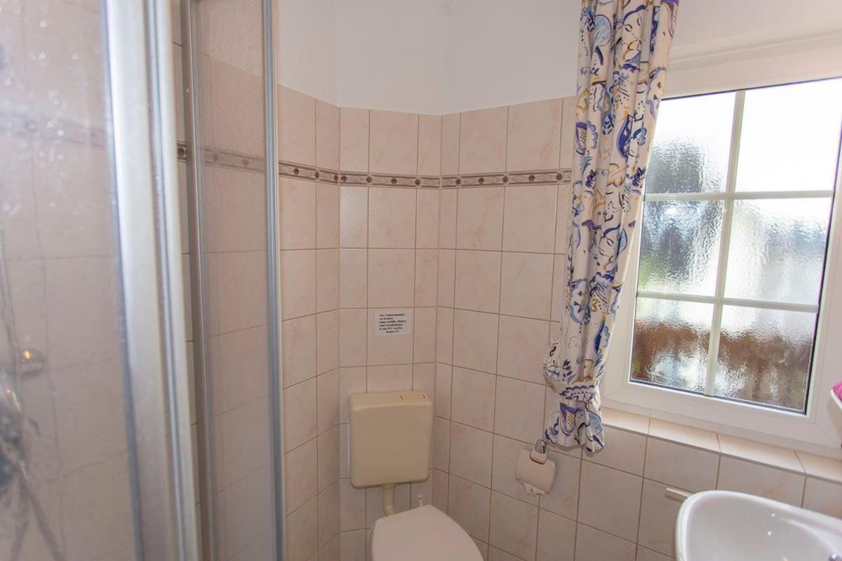 Haus Dornroeschen 45107 Apartment Goehren  Ngoại thất bức ảnh