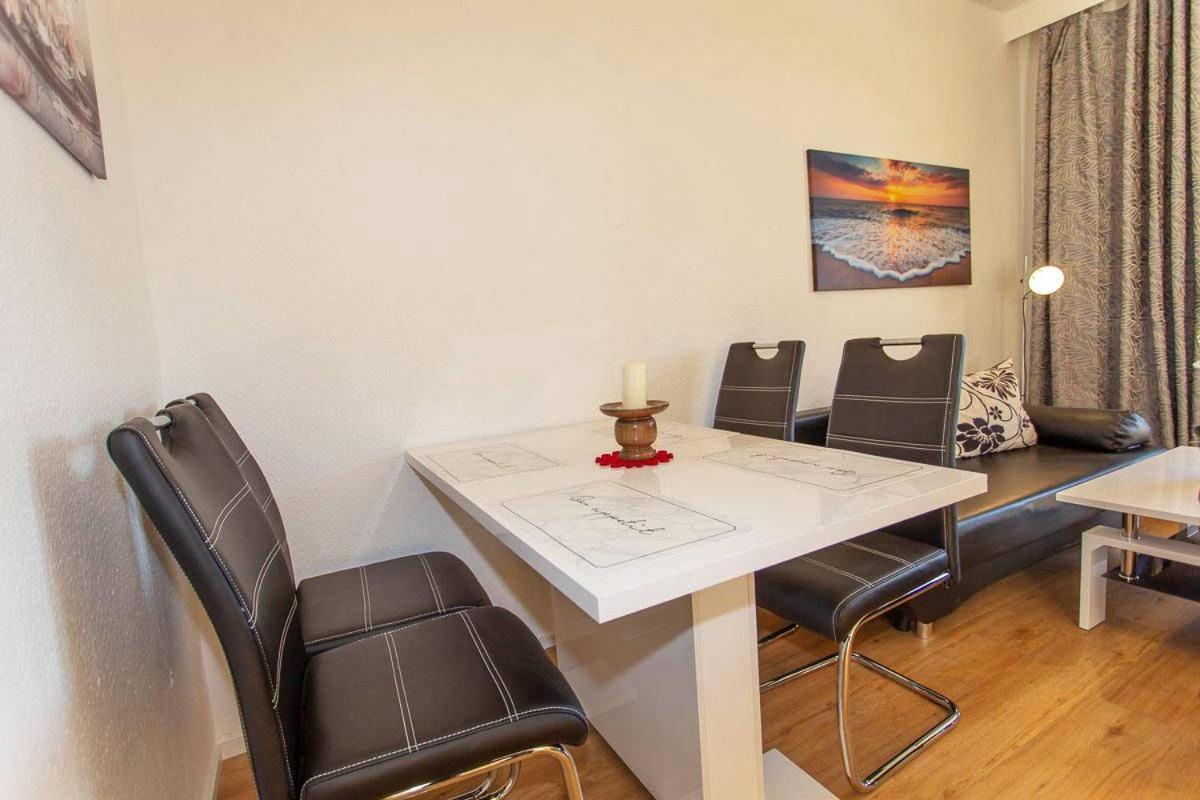 Haus Dornroeschen 45107 Apartment Goehren  Ngoại thất bức ảnh